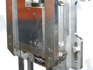 SMALL OUTBOARD HYDRAULIC JACK 75HP